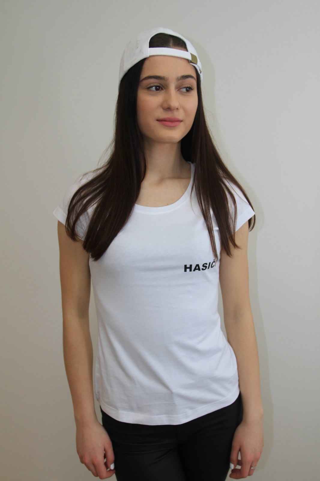 Biele tričko s nápisom HASIČI