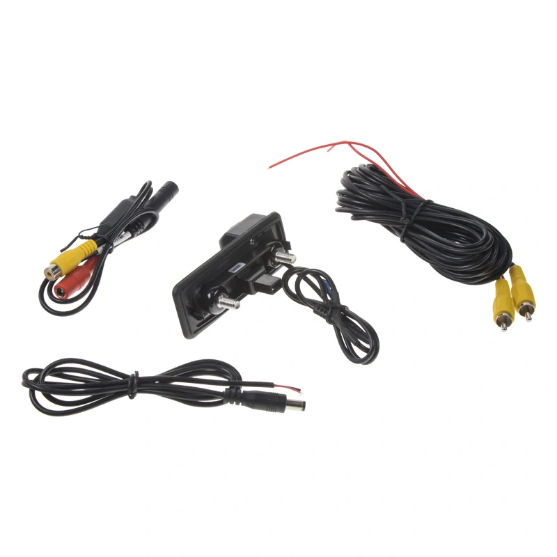 Kamera formátu PAL/NTSC do vozidla Škoda Octavia II (sedan i combi od 2010-13) v madle kufra