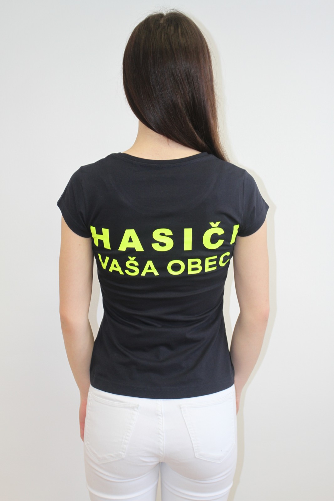 Tričko s neónovým nápisom HASIČI 