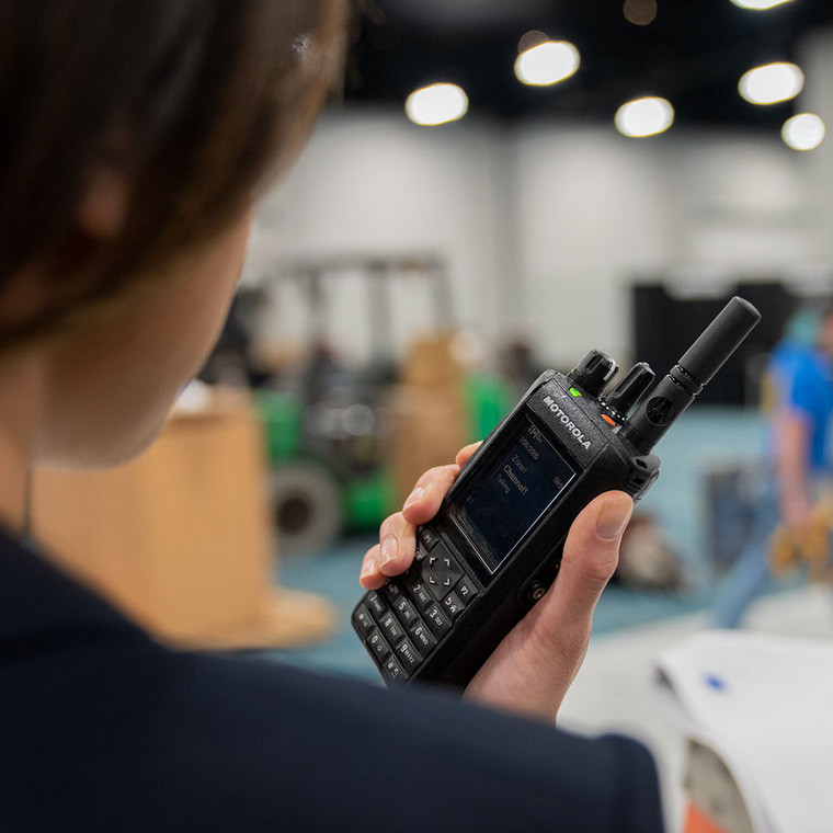 MOTOROLA R7 PREMIUM FKP UHF MDH06RDN9XA2AN